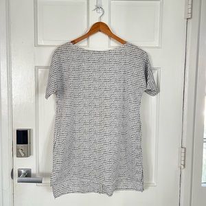 White and blue printed cotton tunic